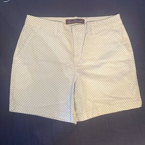 Polkadot Gloria, Vanderbilt shorts, size 8,